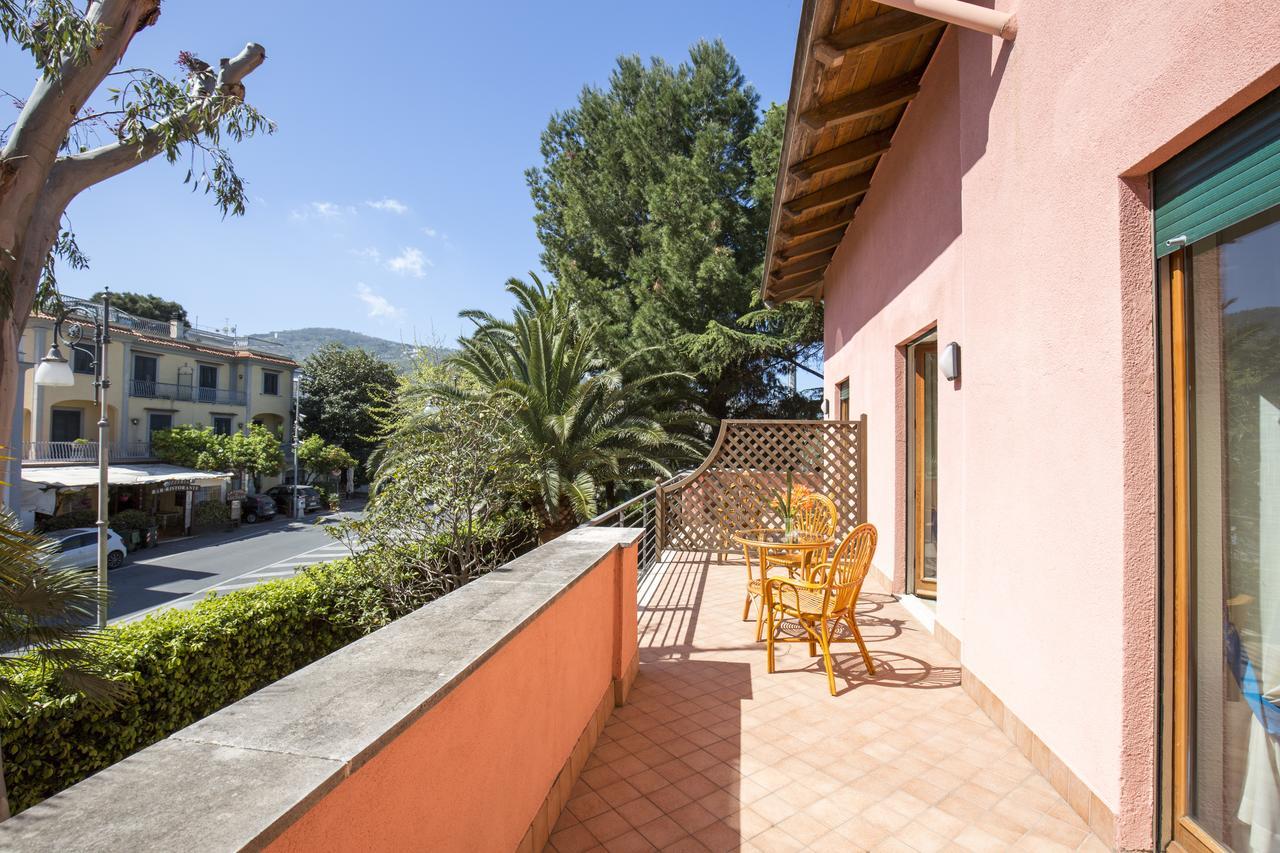Villa Rosa Σορέντο Εξωτερικό φωτογραφία